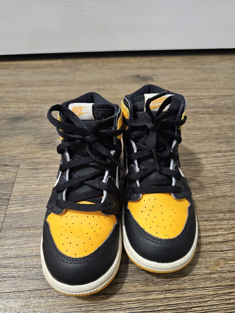 Jordan Air Jordan 1 Retro High OG 'Taxi' Size 10C Air 1 Retro High OG 'Taxi'